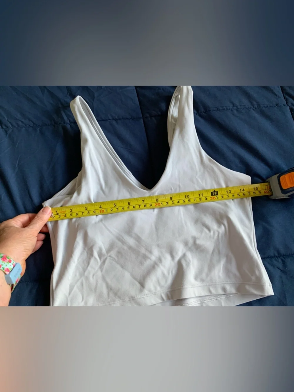 Athleta Light Grey V-Neck Sports Bra Tank Size Medium